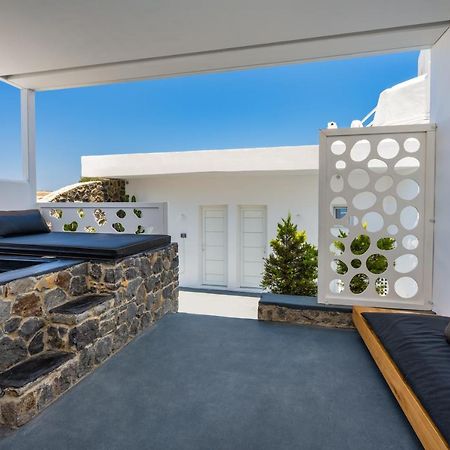 Callia Retreat Suites - Adults Only Fira  Exterior foto