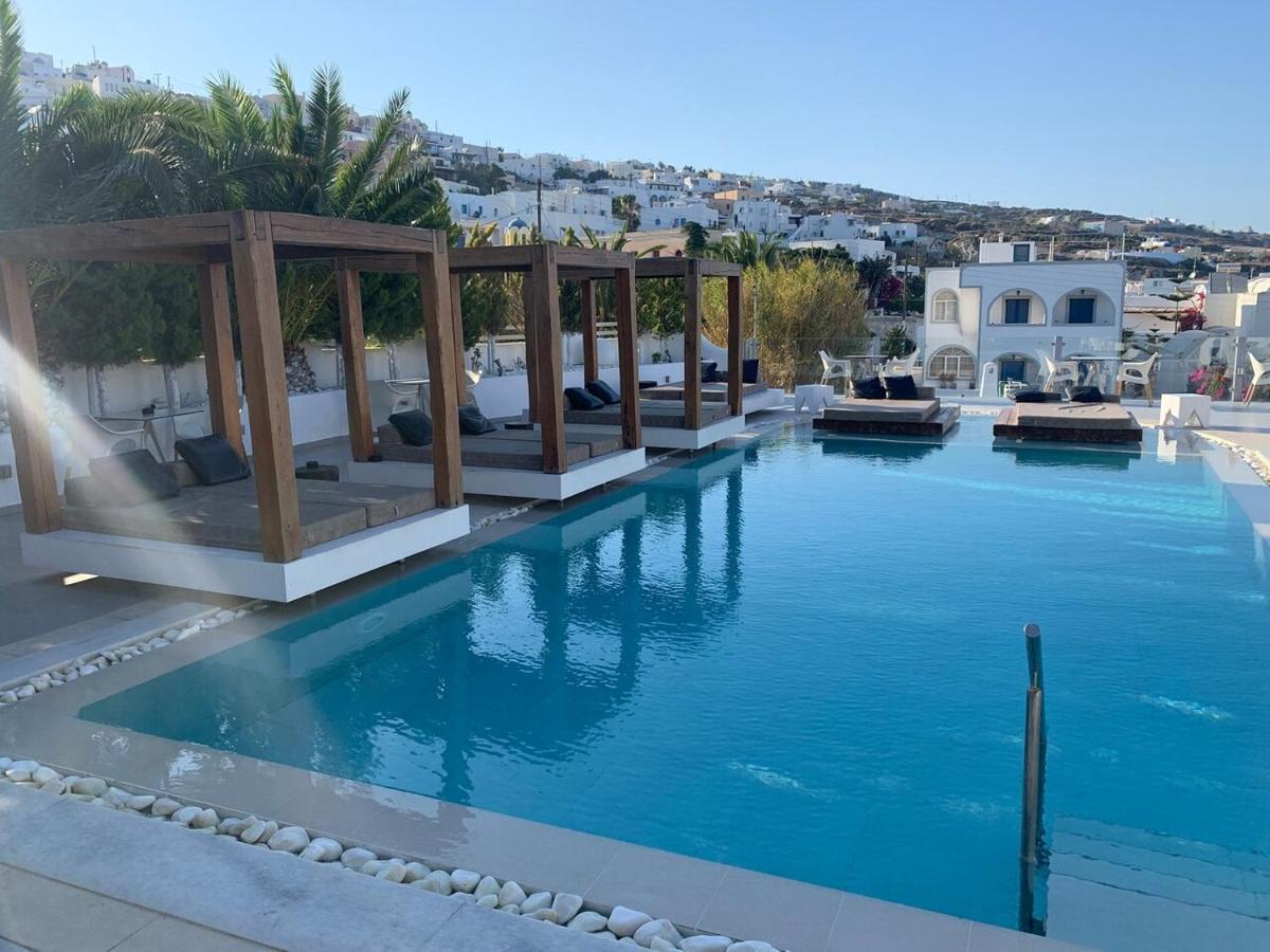 Callia Retreat Suites - Adults Only Fira  Exterior foto