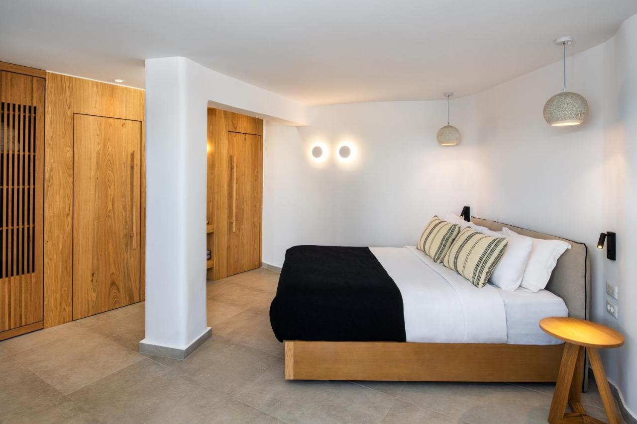 Callia Retreat Suites - Adults Only Fira  Exterior foto