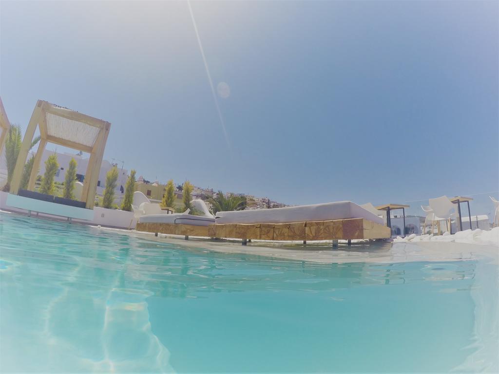 Callia Retreat Suites - Adults Only Fira  Exterior foto