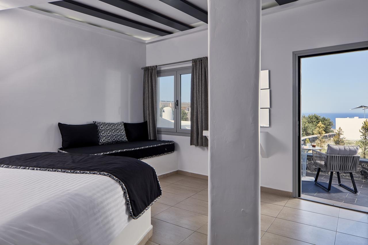 Callia Retreat Suites - Adults Only Fira  Exterior foto
